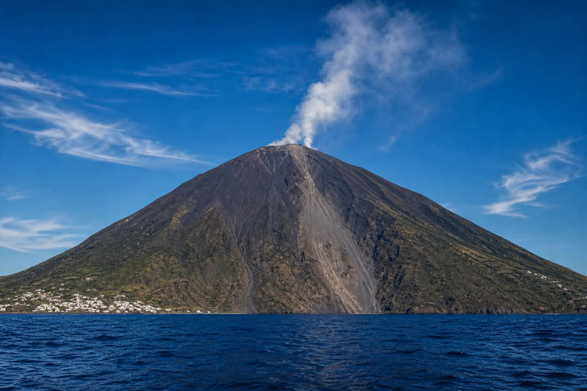 Stromboli a Liparské ostrovy