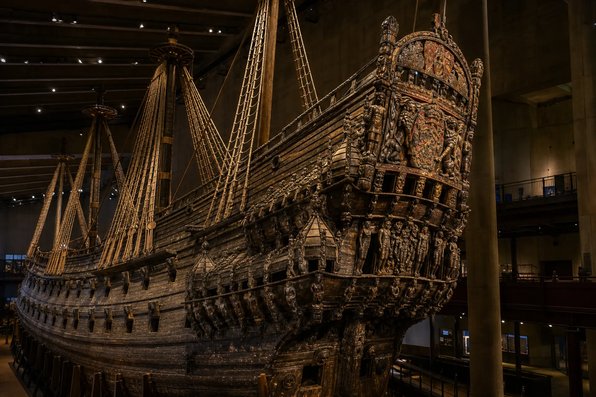 Trup válečné lodi Vasa v hale muzea na ostrově Djurgården ve Stockholmu