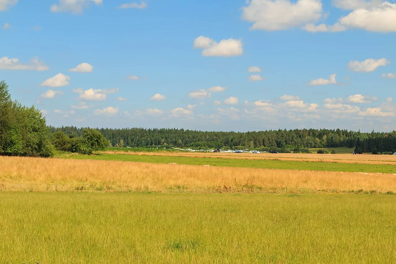 Letiště Zbraslavice