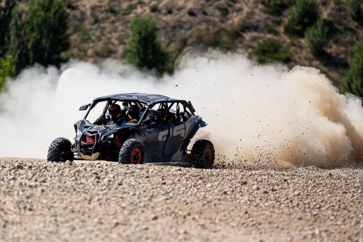 Adrenalinová jízda v buggy CAN-AM Maverick - foto 04