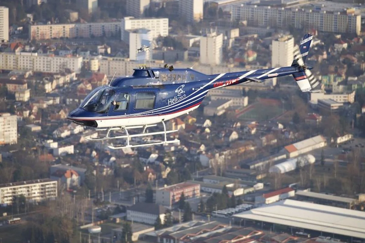 Adrenalinový let vrtulníkem Bell206 - foto 02