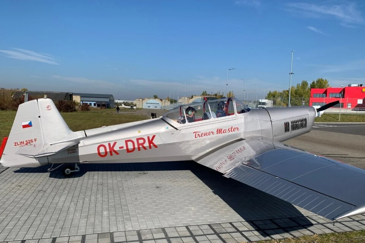 Akrobatický let nad Brnem v letounu ZLIN Z526 pro 1 osobu - foto 04