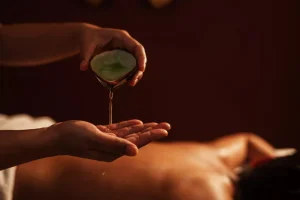 Aromaterapeutická masáž celého těla pro ženy + občerstvení - foto 01