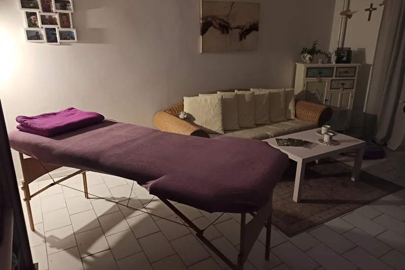 Aromaterapeutická masáž celého těla pro ženy + občerstvení - foto 04