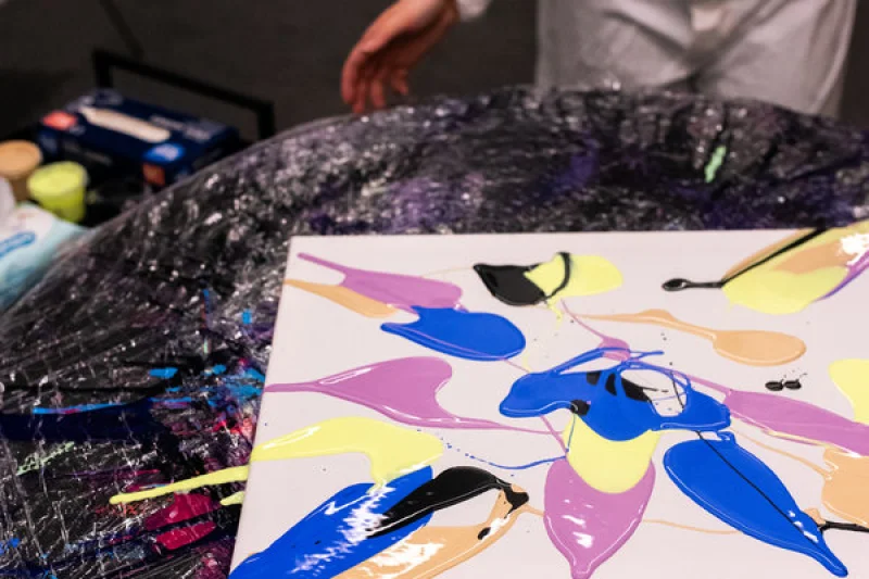 ArtMoment | Kurz experimentální malby - foto 03