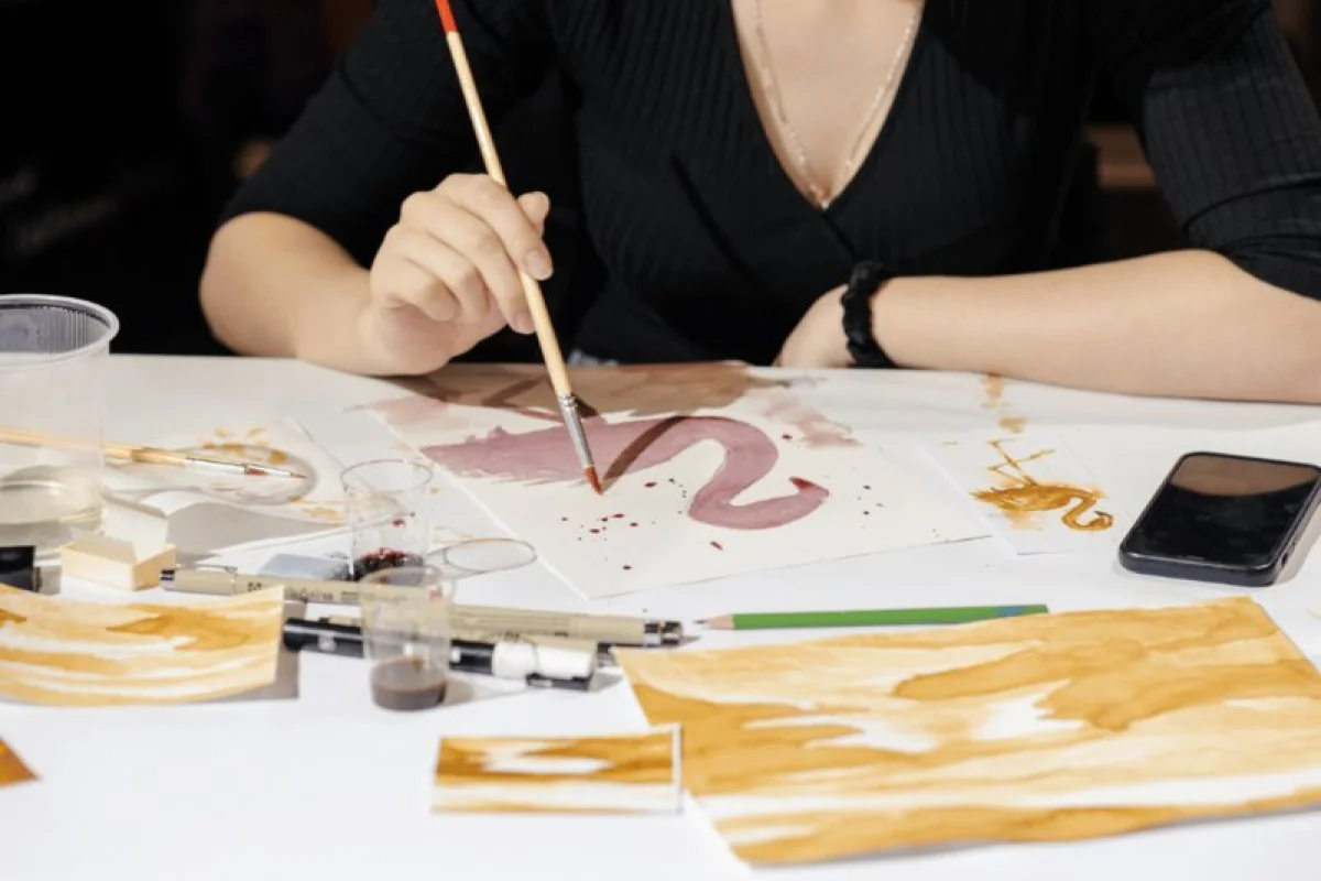 ArtMoment | Zážitkový kurz malování vínem s degustací - foto 04