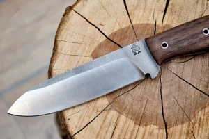 Bushcraft: Ručně kovaný nůž s dubovou rukojetí - foto 01