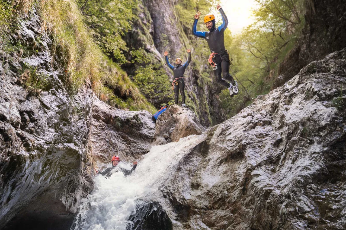 Canyoning ve Slovinsku - foto 04