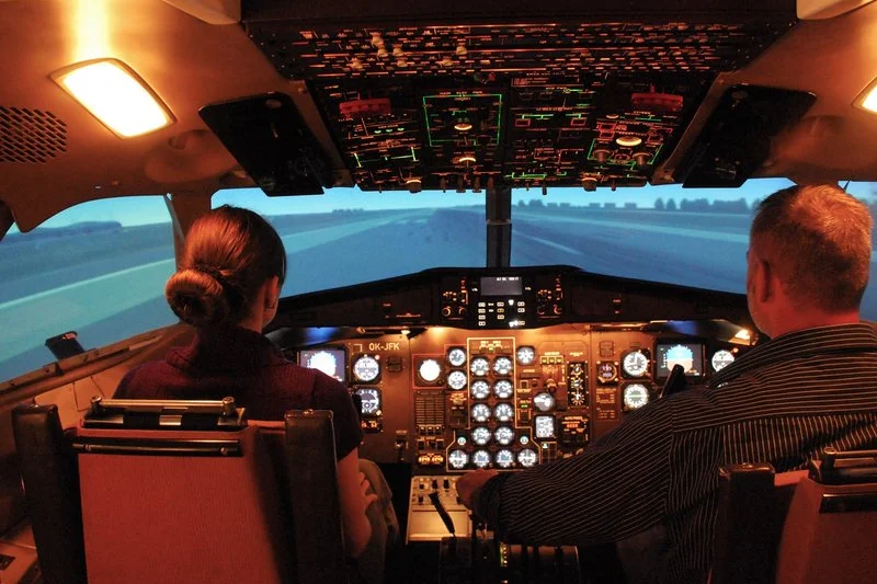 Certifikovaný simulátor dopravního letadla ATR 72 - foto 03