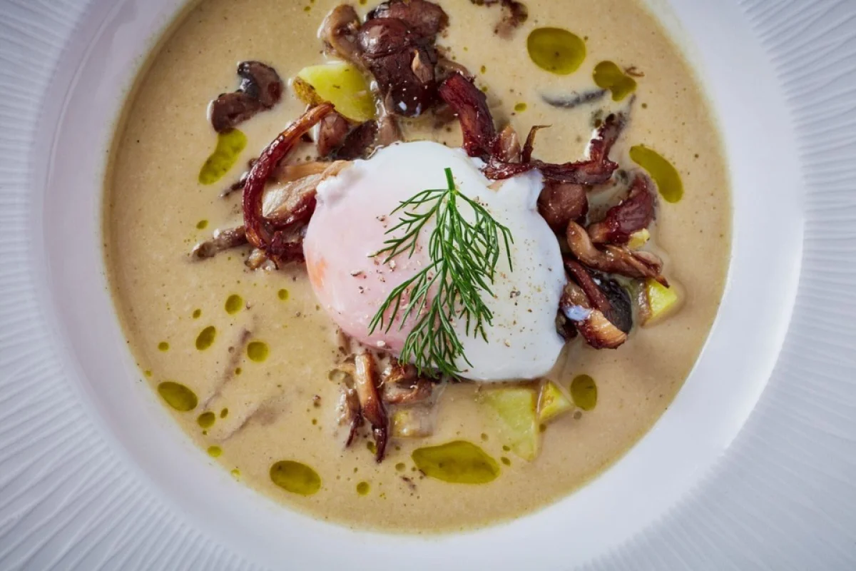 Čtyřchodové menu s možností vinného párování ve stylové, moderní restauraci Panská Zahrada - foto 04