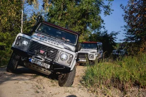 Čtyřhodinový kurz off-roadového řízení Land Roveru - foto 01