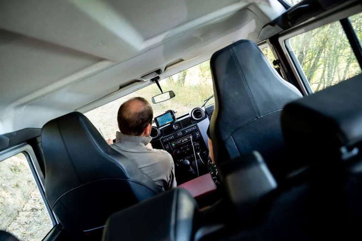 Čtyřhodinový kurz off-roadového řízení Land Roveru - foto 03