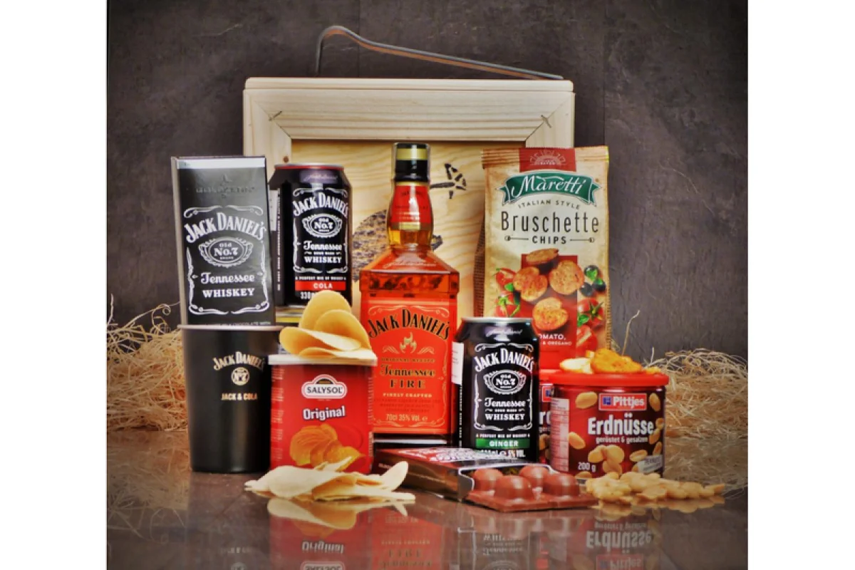 Dárková bedna s páčidlem pro muže Jack Daniel’s Fire Celá ČR - foto 01
