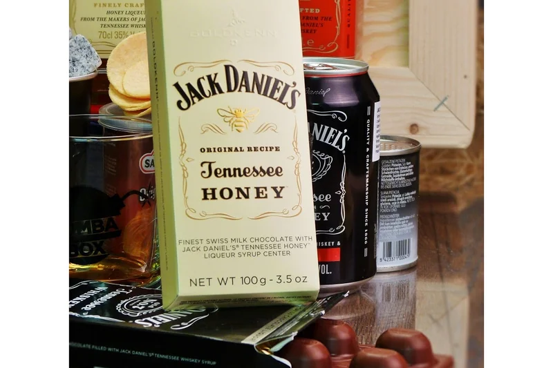 Dárková bedna s páčidlem pro muže Jack Daniel’s & Honey Celá ČR - foto 03