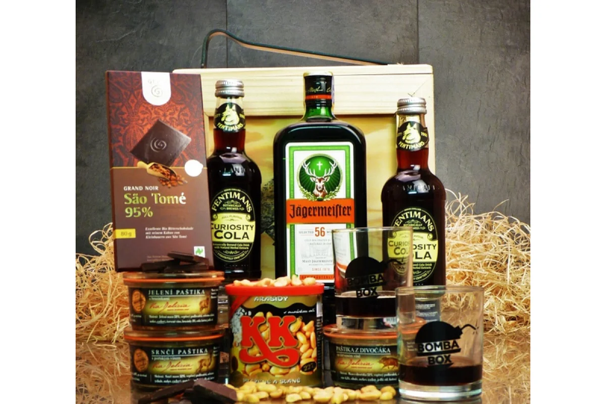 Dárková bedna s páčidlem pro muže Jägermeister Celá ČR - foto 01