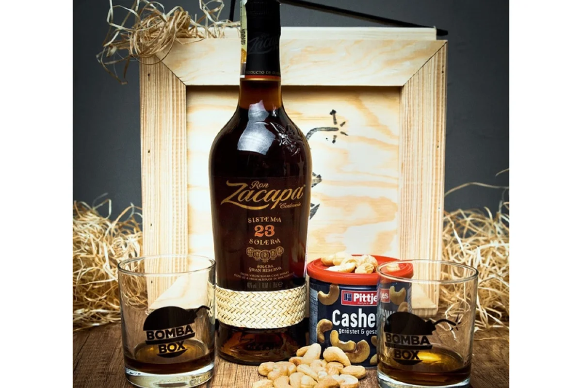 Dárková bedna s páčidlem pro muže s rumem Ron Zacapa Centenario 23 Sistema Solera Celá ČR - foto 04
