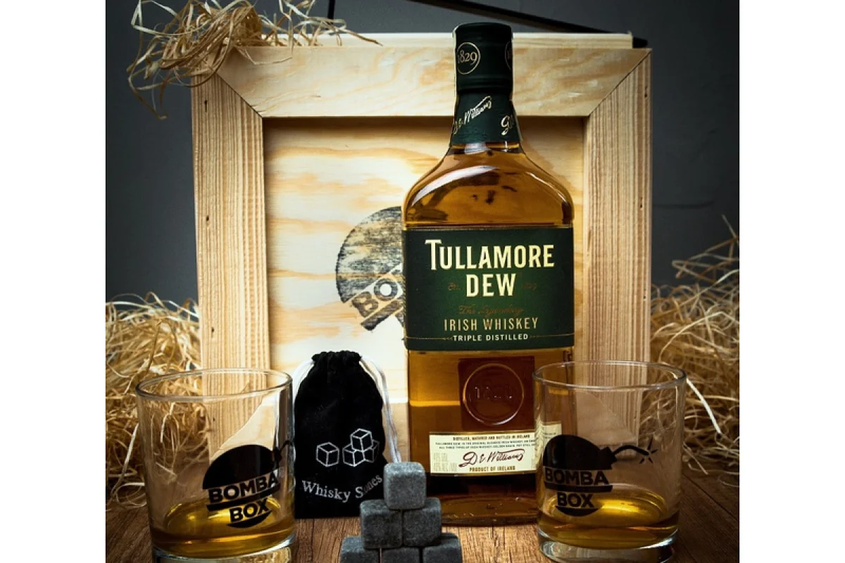 Dárková bedna s páčidlem pro muže s whiskey Tullamore DEW Original Celá ČR - foto 03