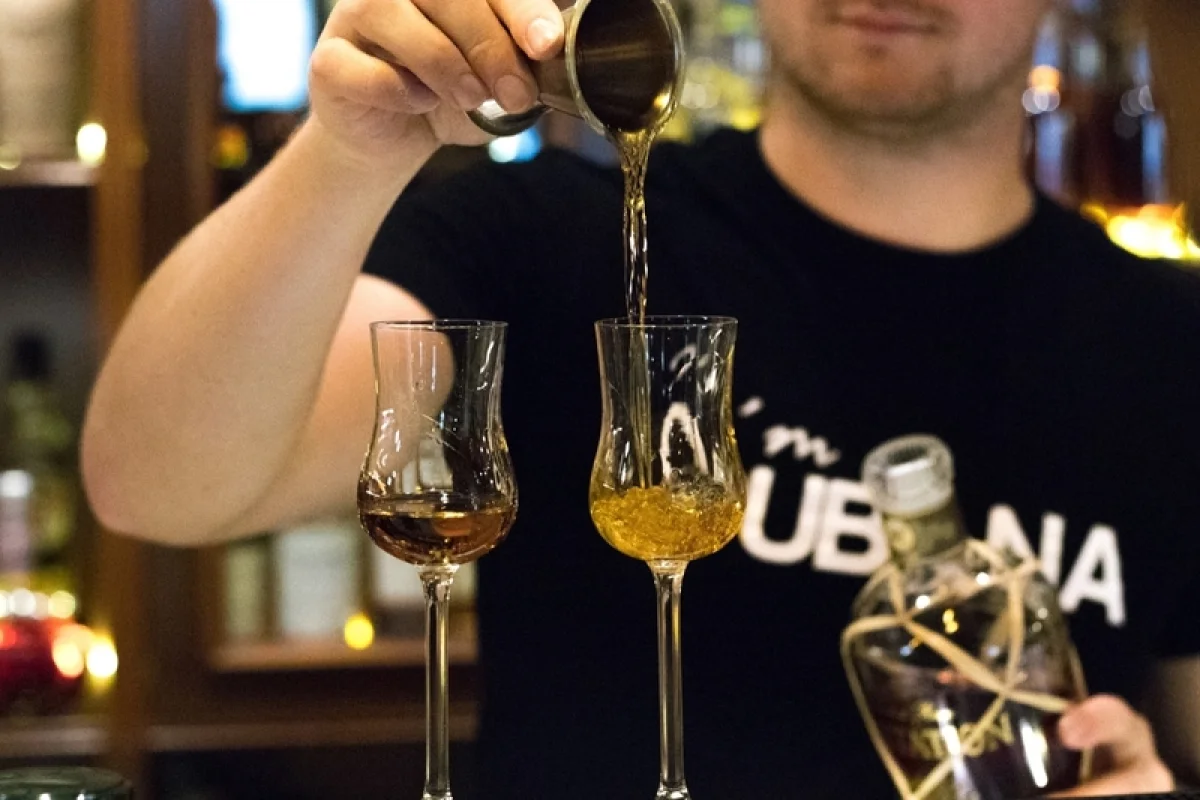 Degustace rumu v Cubana baru, Brno - foto 09