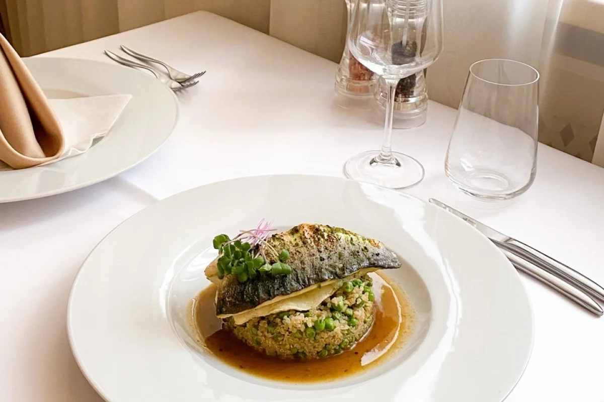 Degustační 4chodové menu pro 2 osoby od profesionálních kuchařů restaurace Royal Leaf - foto 04