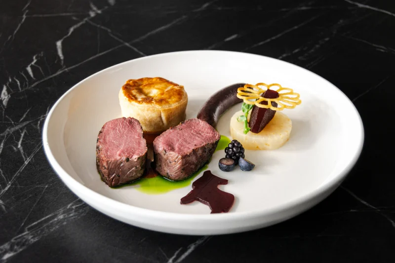 Degustační menu od šéfkuchaře Martina Svatka v restauraci Mace s možností vinného i nevinného párování pro 2 osoby - foto 03