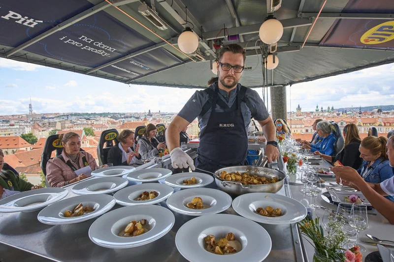 Degustační menu v oblacích - foto 04