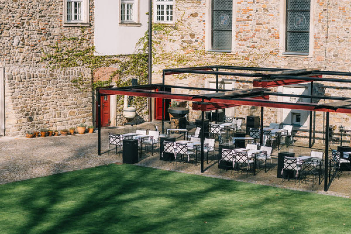 Degustační pobyt s wellness na Chateau Herálec - foto 04