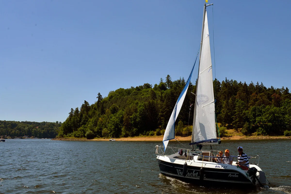 Den na plachetnici a školení jachtingu, Orlík - foto 09
