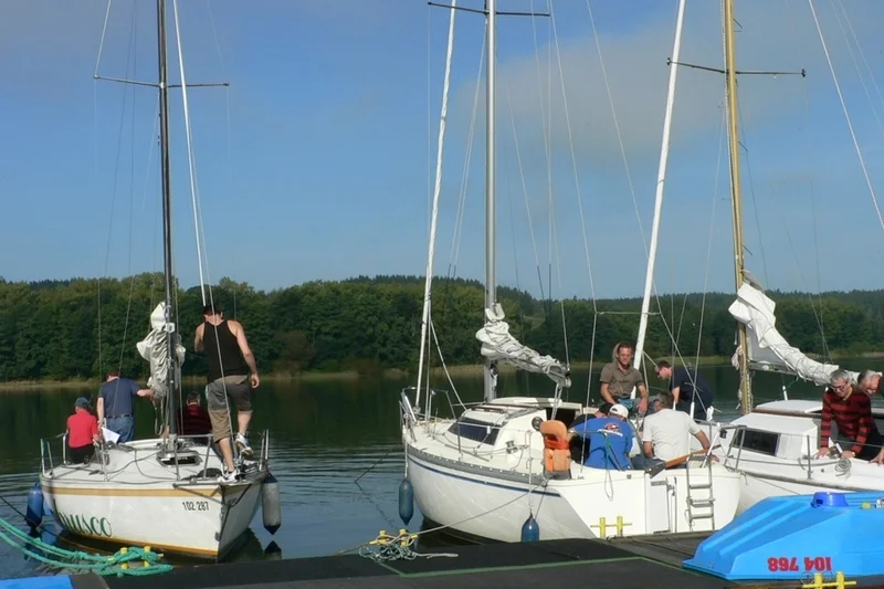 Den na plachetnici s přespáním pro 4 osoby - foto 04