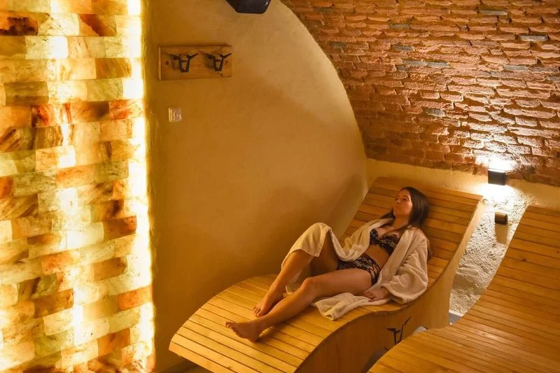 Dvě noci s polopenzí, wellness a masáží - foto 03
