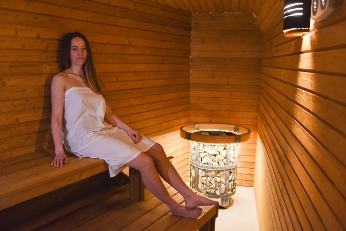 Dvě noci s polopenzí, wellness a masáží - foto 04
