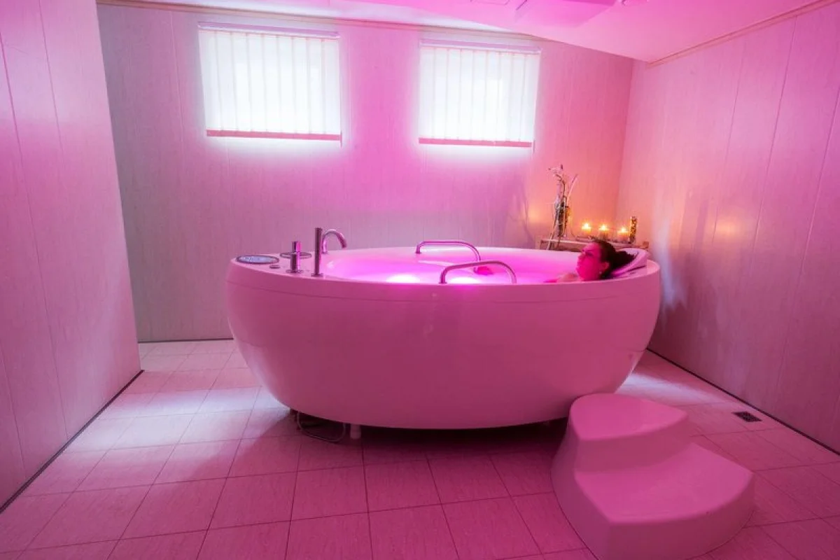 Exkluzivní wellness pro ženy s polopenzí na zámku - foto 04