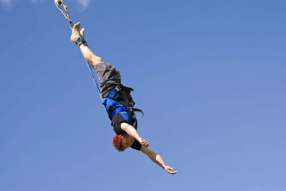 Extrémní bungee jumping Brno - foto 03