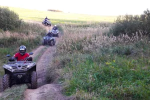 Extrémní jízda na čtyřkolce - foto 01