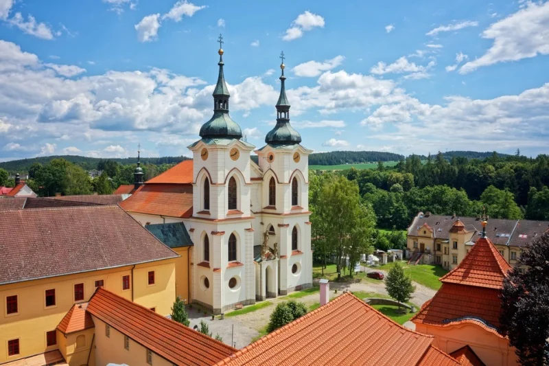 Fantastický pobyt s pivní lázní, degustací piv a polopenzí v historickém Klášteru Želiv pro 2 osoby - foto 02