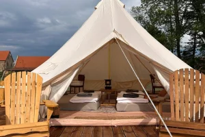 Glamping na farmě - foto 02