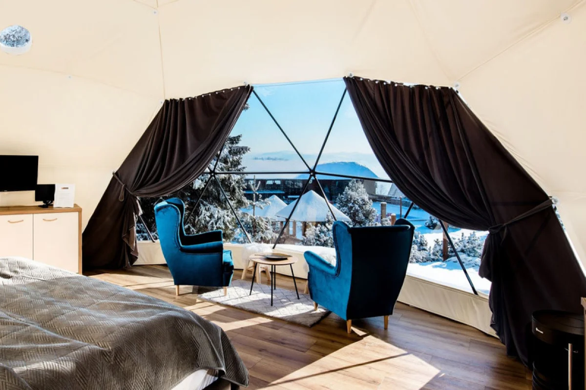 Glamping v Beskydech s wellness a snídaní - foto 09