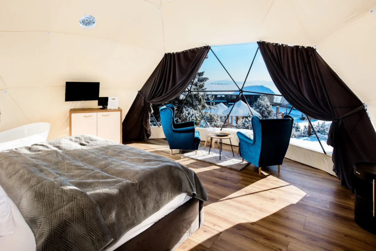 Glamping v Beskydech s wellness a snídaní - foto 10
