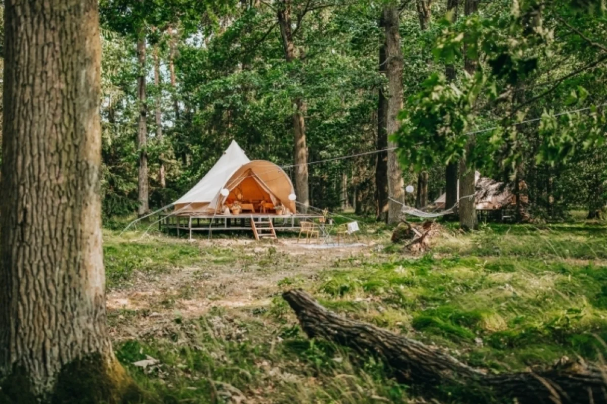 Glamping v Černické oboře - foto 03
