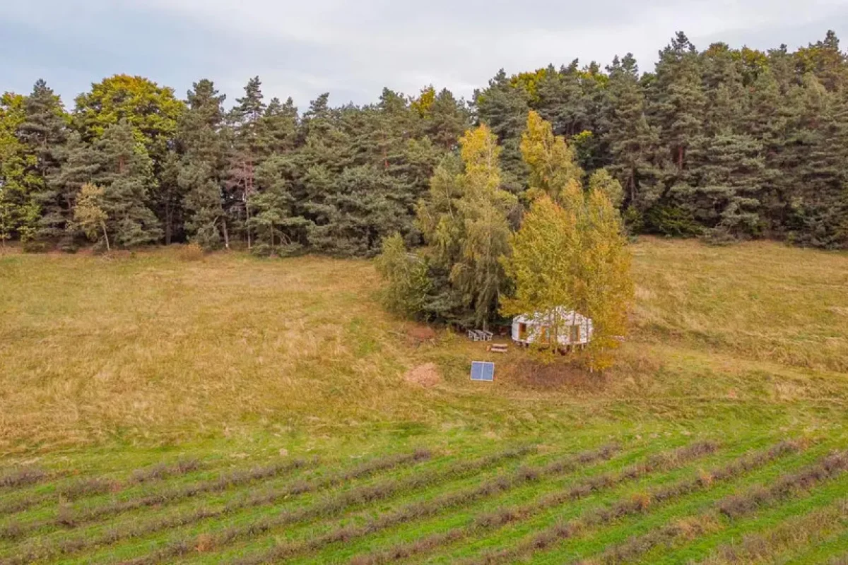 Glamping v jurtě Andělka pod Ještědem - foto 02