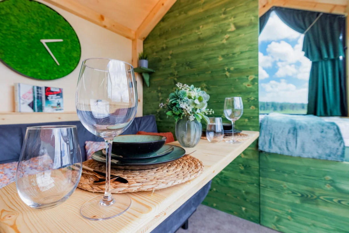 Glamping v maringotce - foto 05