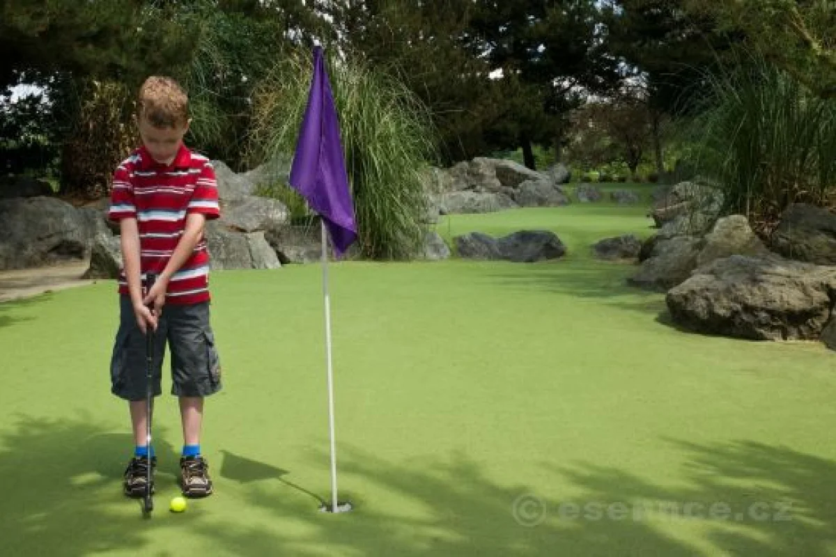 Golf - lekce pro děti - foto 04