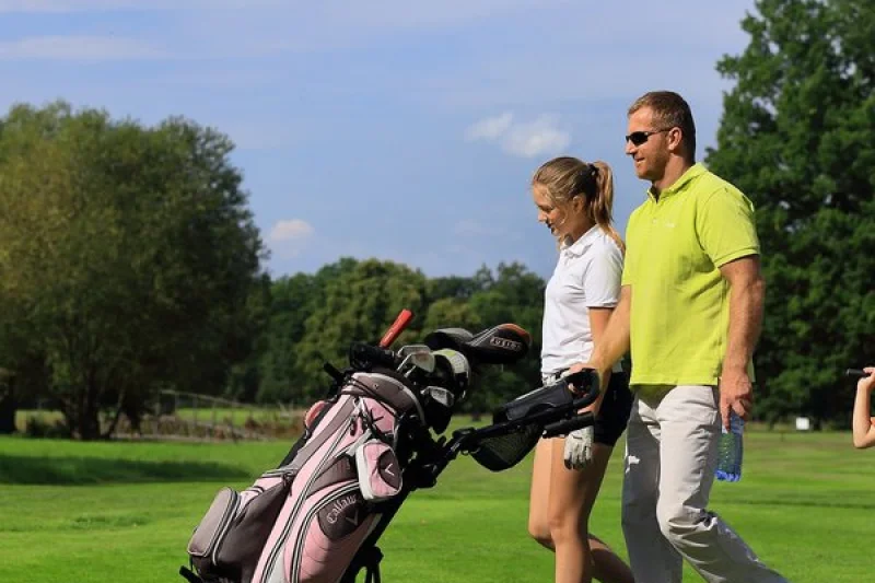 Golfový pobyt s neomezeným fee v Bechyni - foto 04