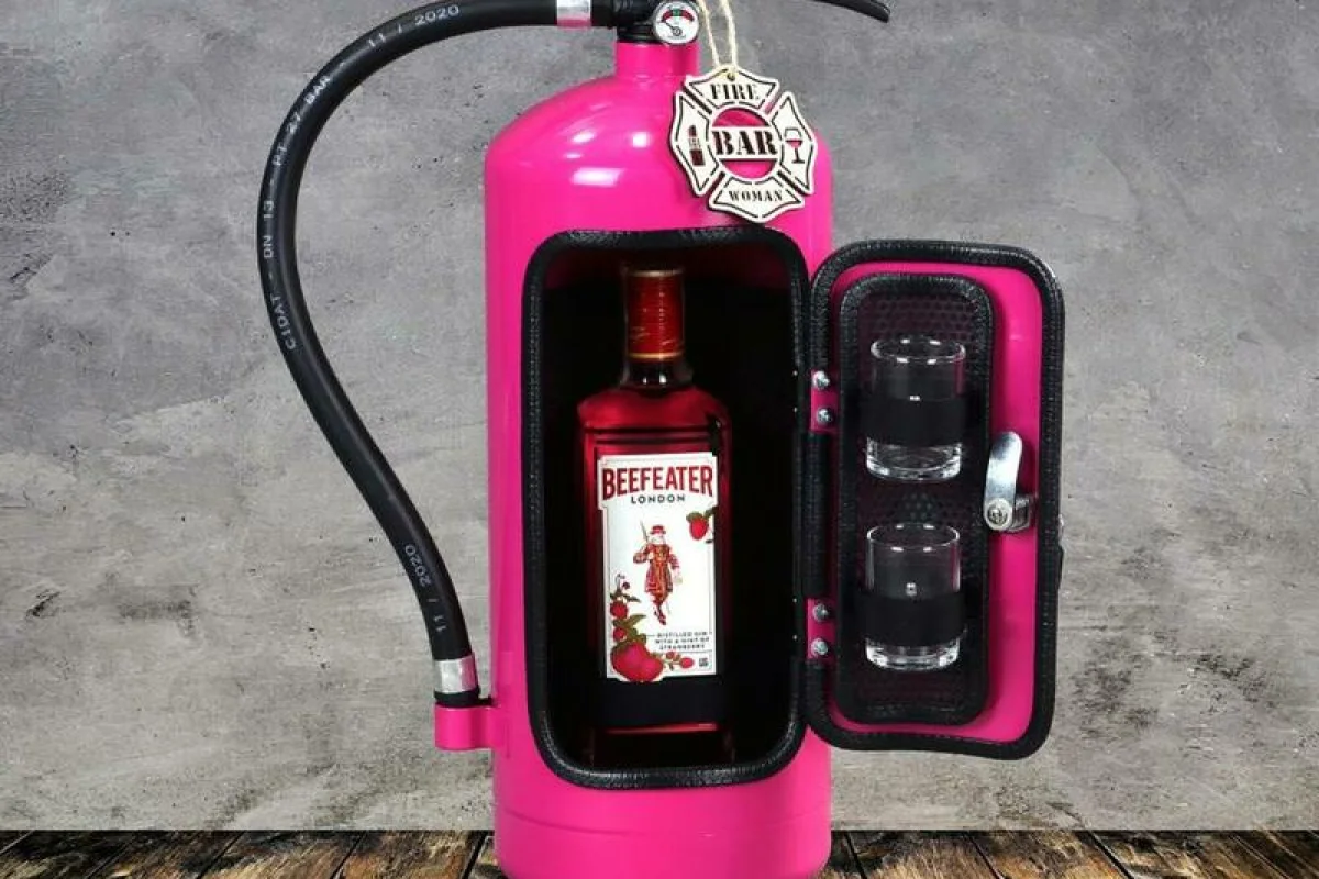 Hasicí bar s láhví alkoholu: Růžový - foto 03