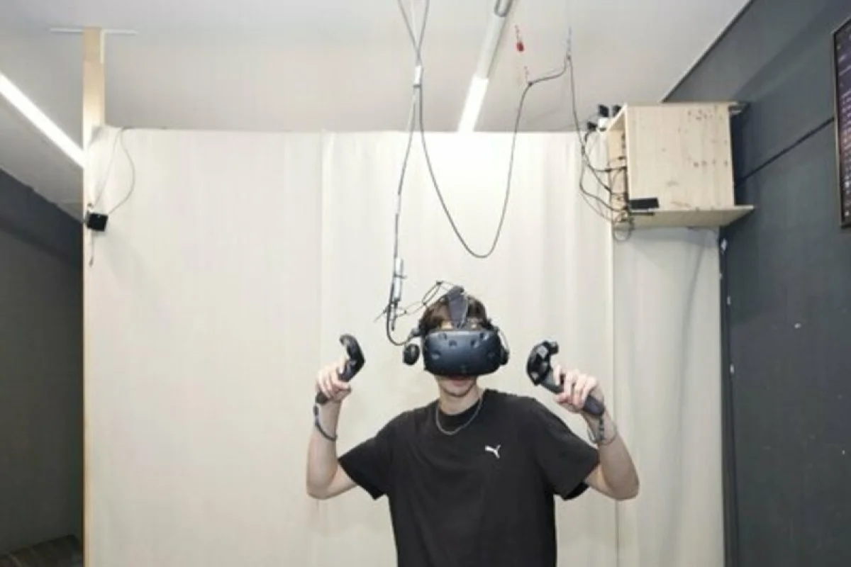 Herna s virtuální realitou až pro 4 osoby - foto 04