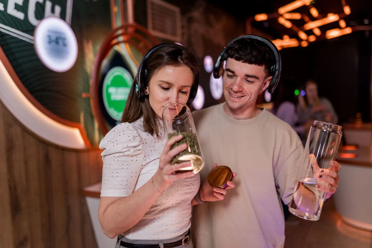 Interaktivní expozice příběhu piva Pilsner Urquell Experience s pivní ochutnávkou v Praze - foto 03