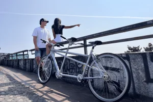 Jedinečná projížďka na dvojkole na celý den v Praze - foto 01
