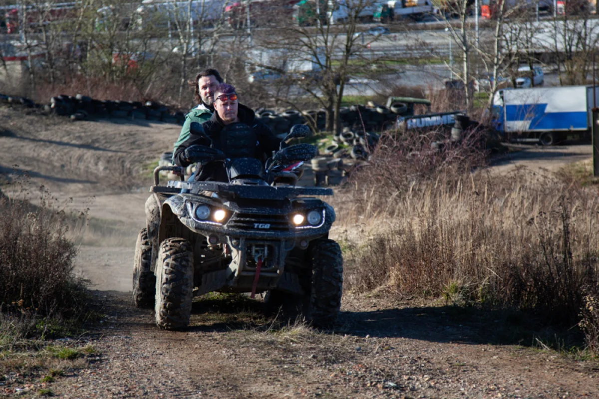 Jízda na čtyřkolce ATV na specializované trati (i pro děti) - foto 10