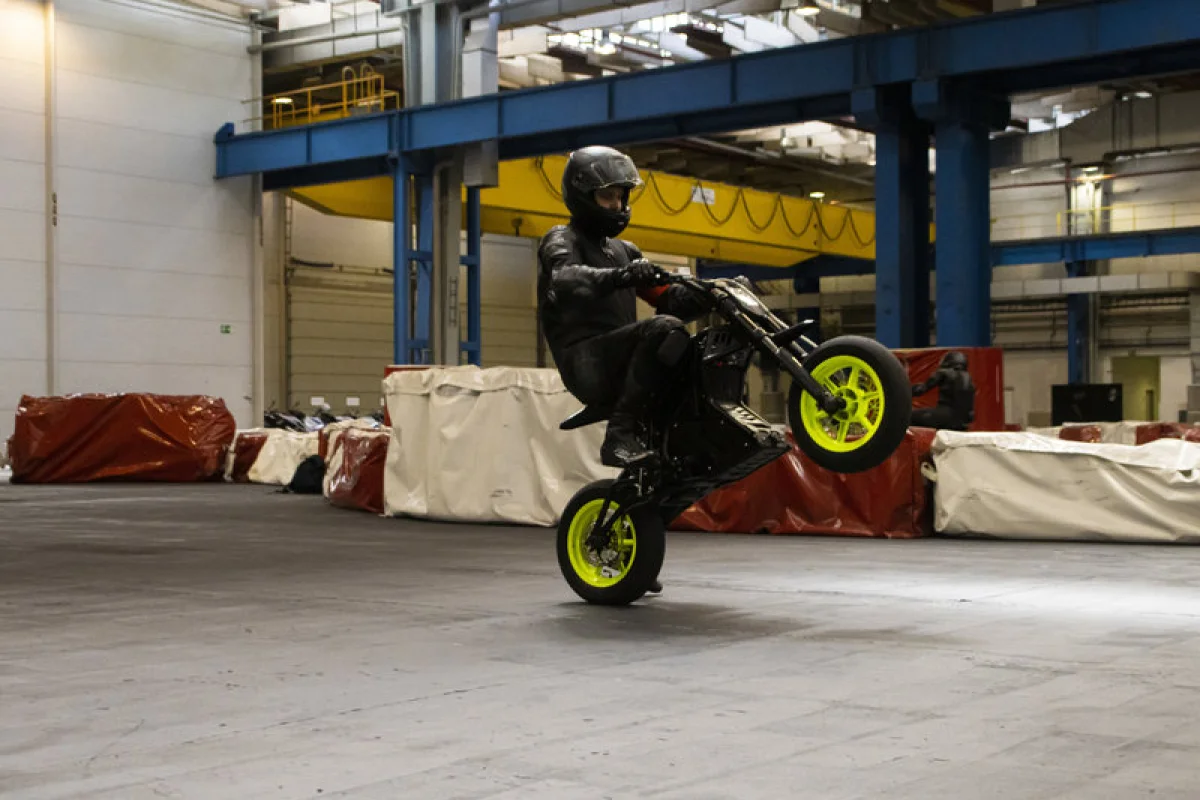Jízda na elektrické motorce - foto 05