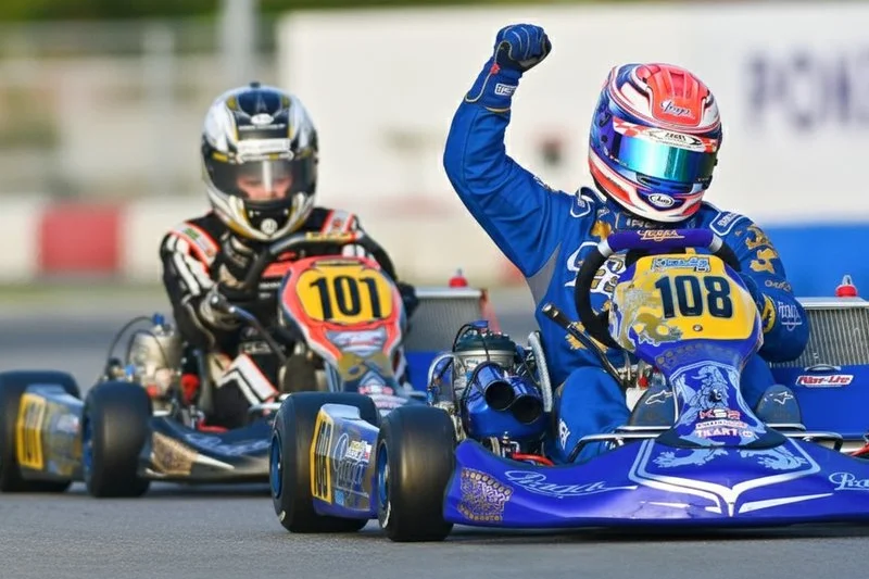 Jízda na motokárách pro rodiny - foto 04
