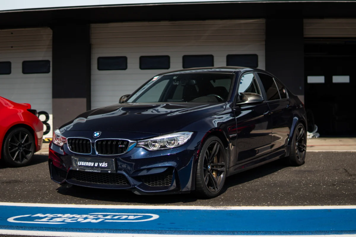 Jízda na okruhu v BMW - foto 05